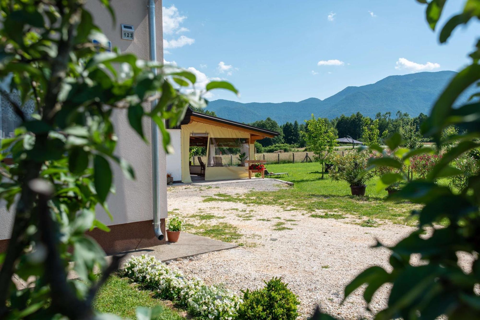 Kuca Za Odmor Boki Villa Gospić Екстериор снимка