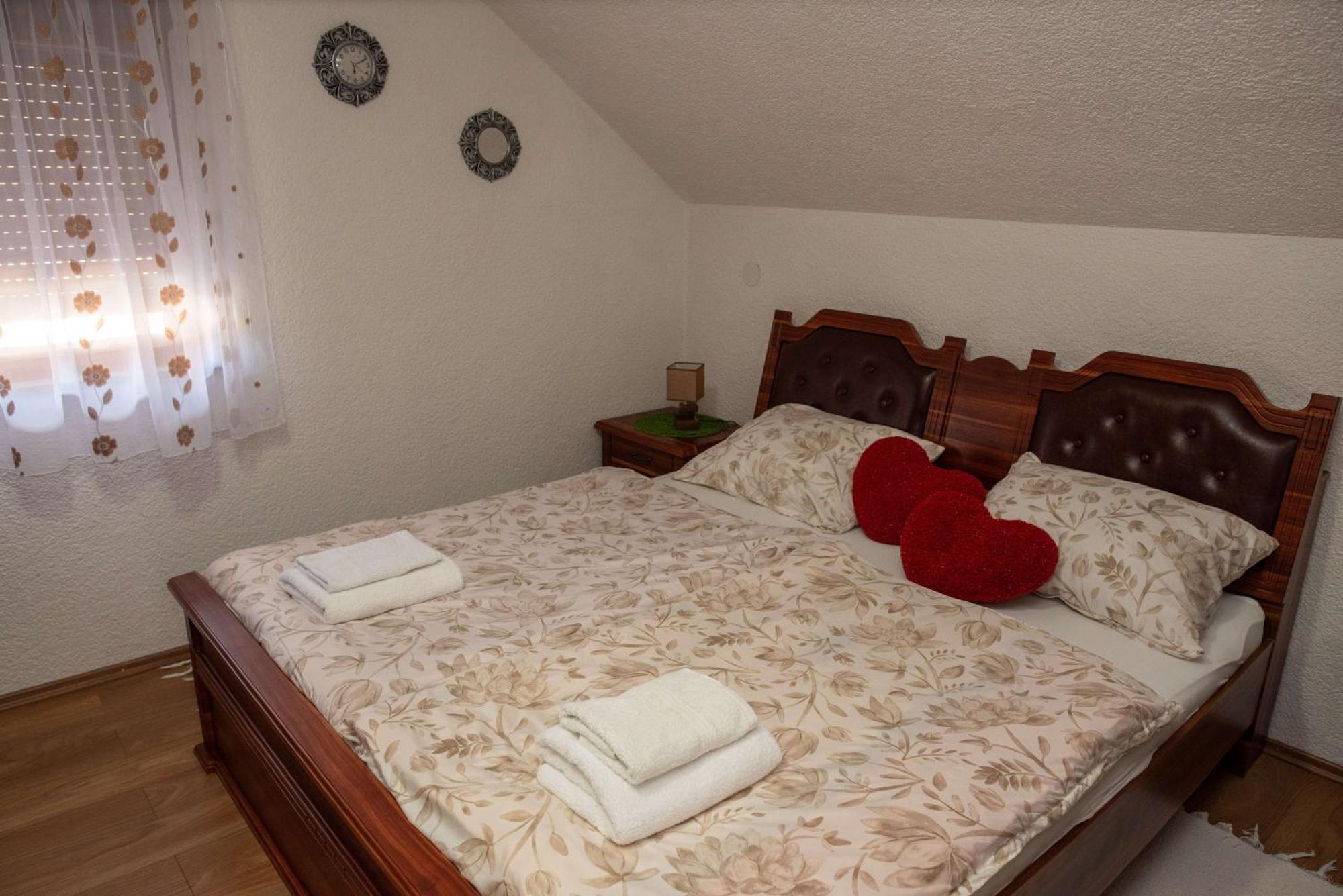 Kuca Za Odmor Boki Villa Gospić Екстериор снимка
