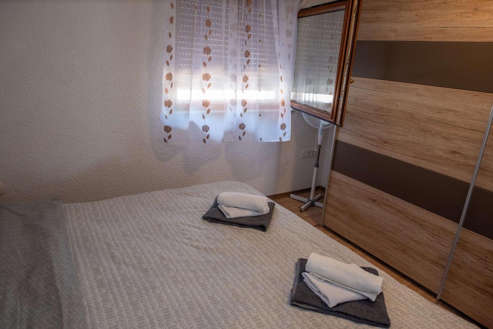 Kuca Za Odmor Boki Villa Gospić Екстериор снимка