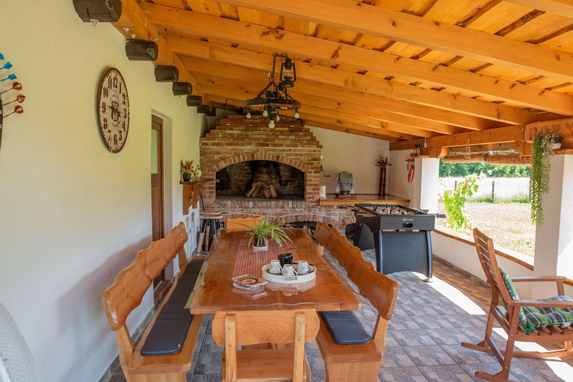 Kuca Za Odmor Boki Villa Gospić Екстериор снимка